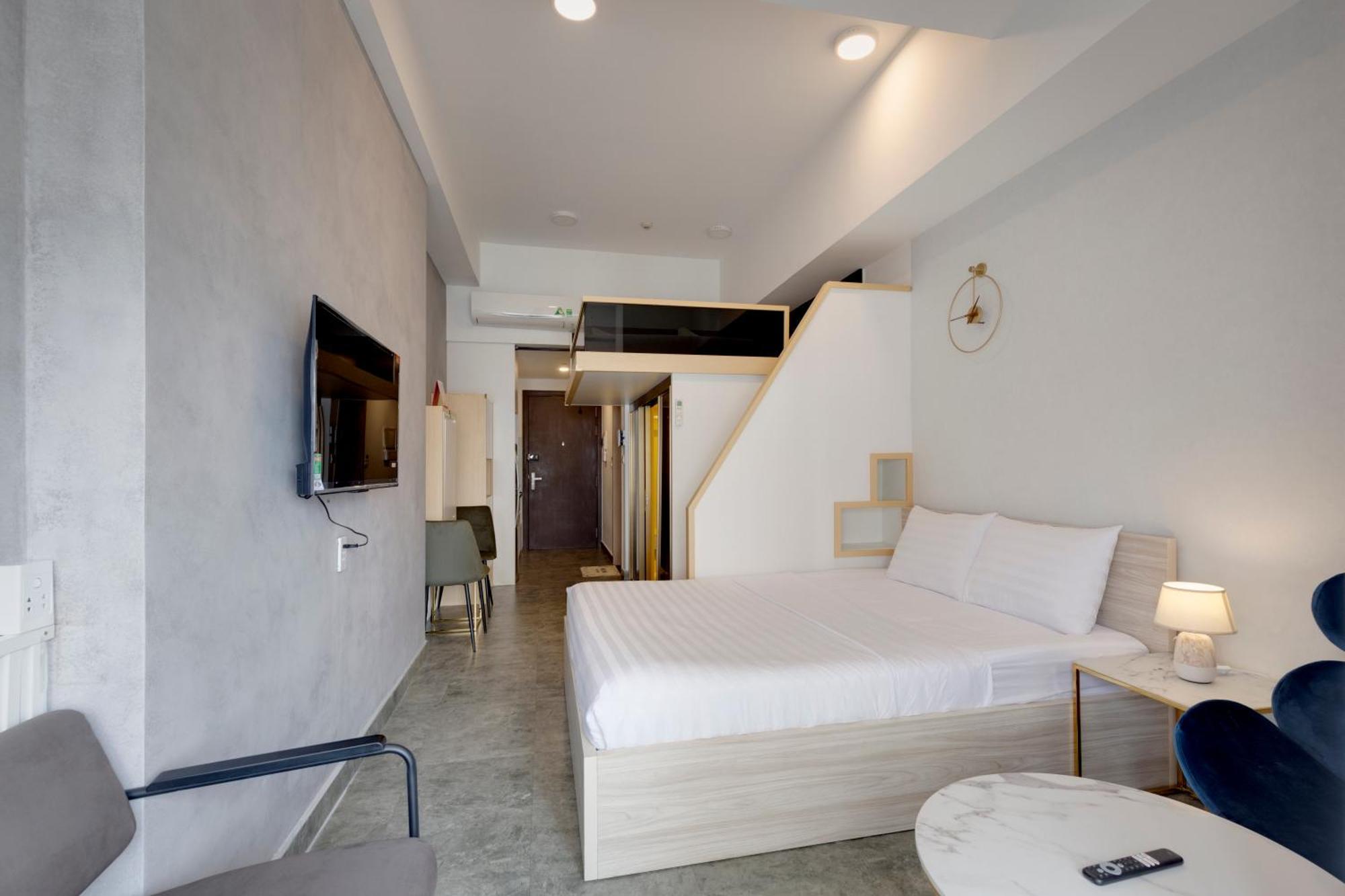 Smile Home - Rivegate - Modern Comfort - Near Bui Vien ホーチミン市 エクステリア 写真